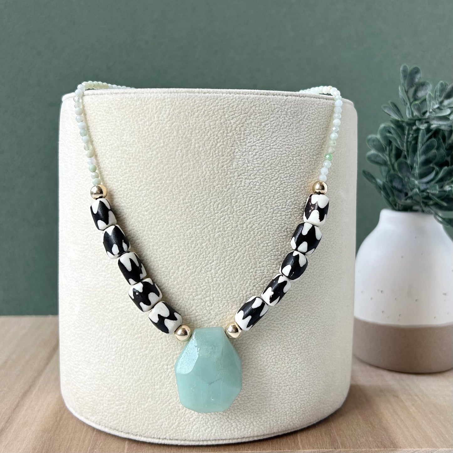 Margot Necklace with Magnetic Clasp