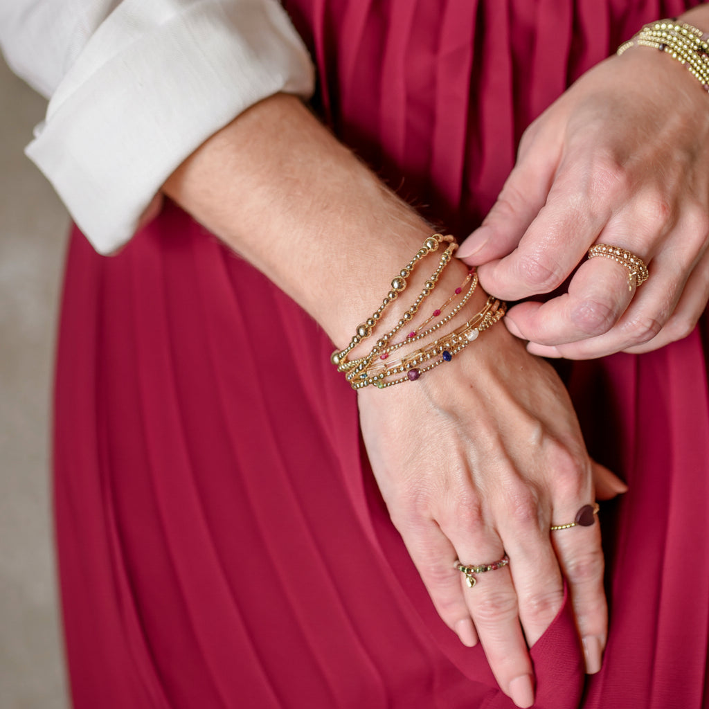 Rosa Bracelet with Magnetic Clasp
